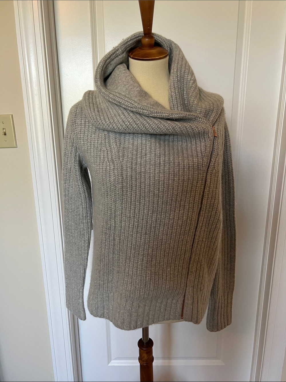 Kit and Ace Ribbed Asymmetric Cowl Turtleneck Sweater - Light Gray